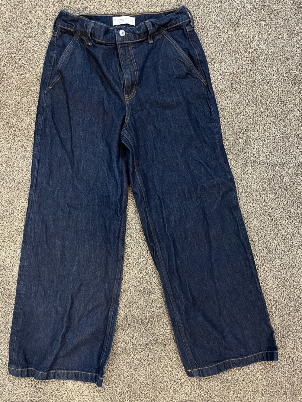 Abercrombie & Fitch High Waisted Wide Leg Dark Wash Jeans 28